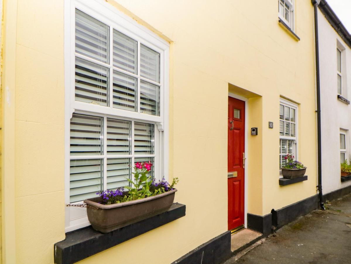 The Yellow House, 13 King Street Dawlish Exterior photo
